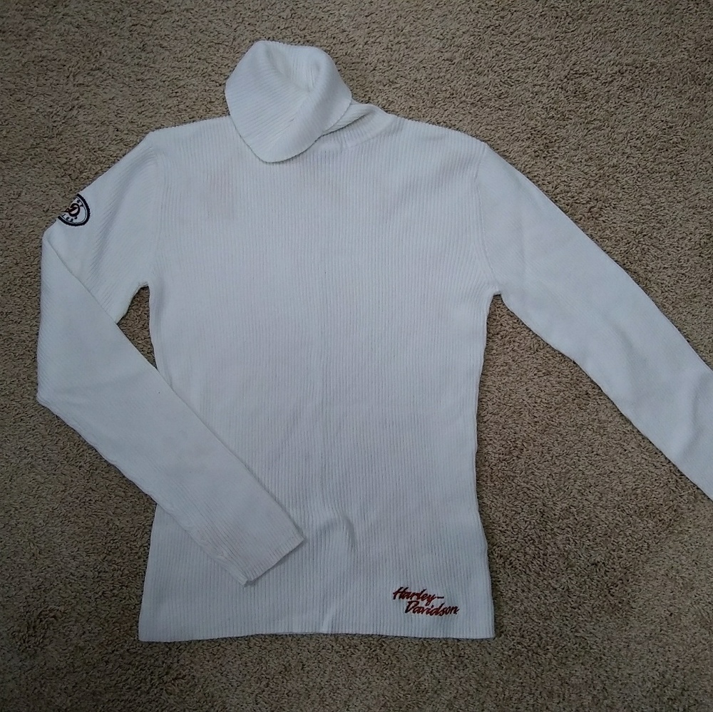 HD Sweater